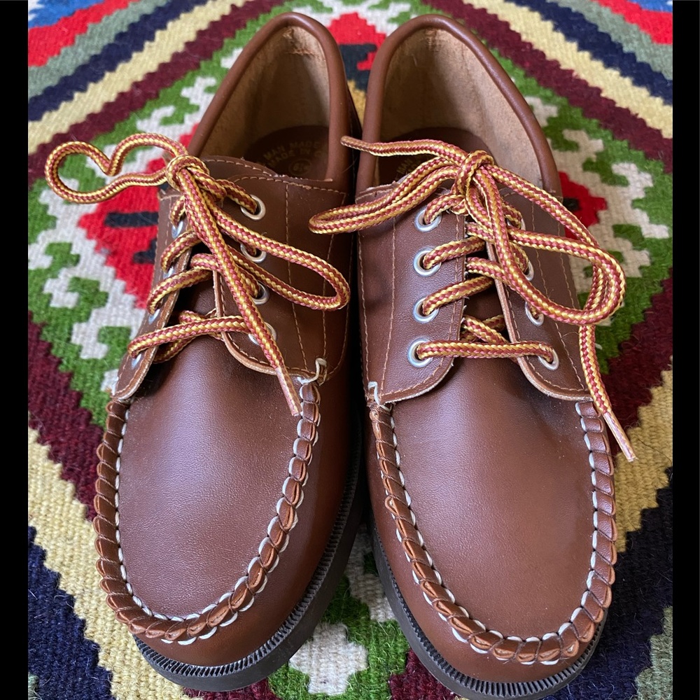 COASTERS Lace Up Shoes Size Boys 6.5M